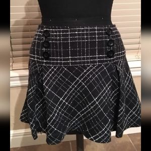 Black and white preppy skirt